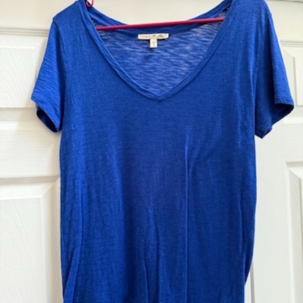 Women's Express Lightweight Short Sleeve V-Neck Blue Size Small